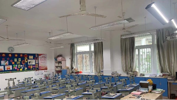 近視防控這場攻堅戰(zhàn)，教室照明不可忽視